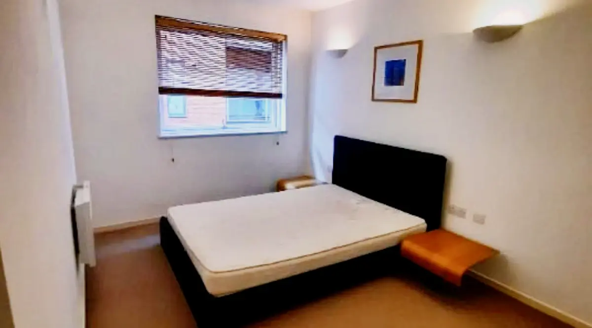 1 Rooms view 1