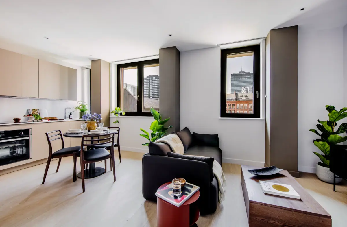 1 Rooms view 1