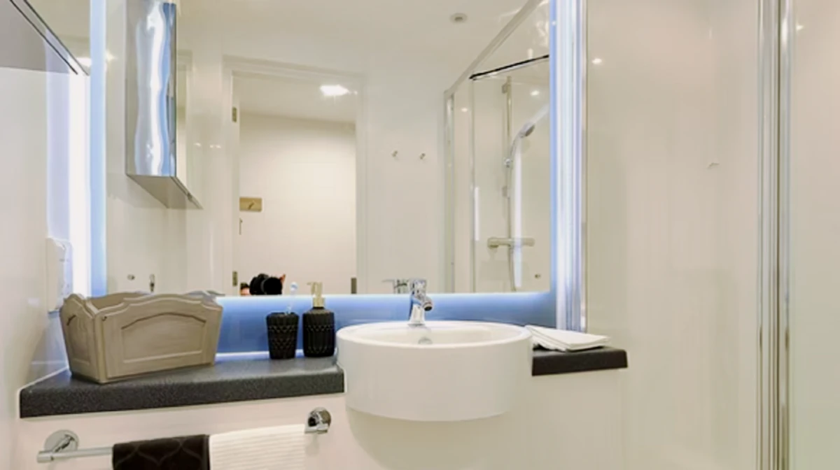 Ensuite Rooms view 4