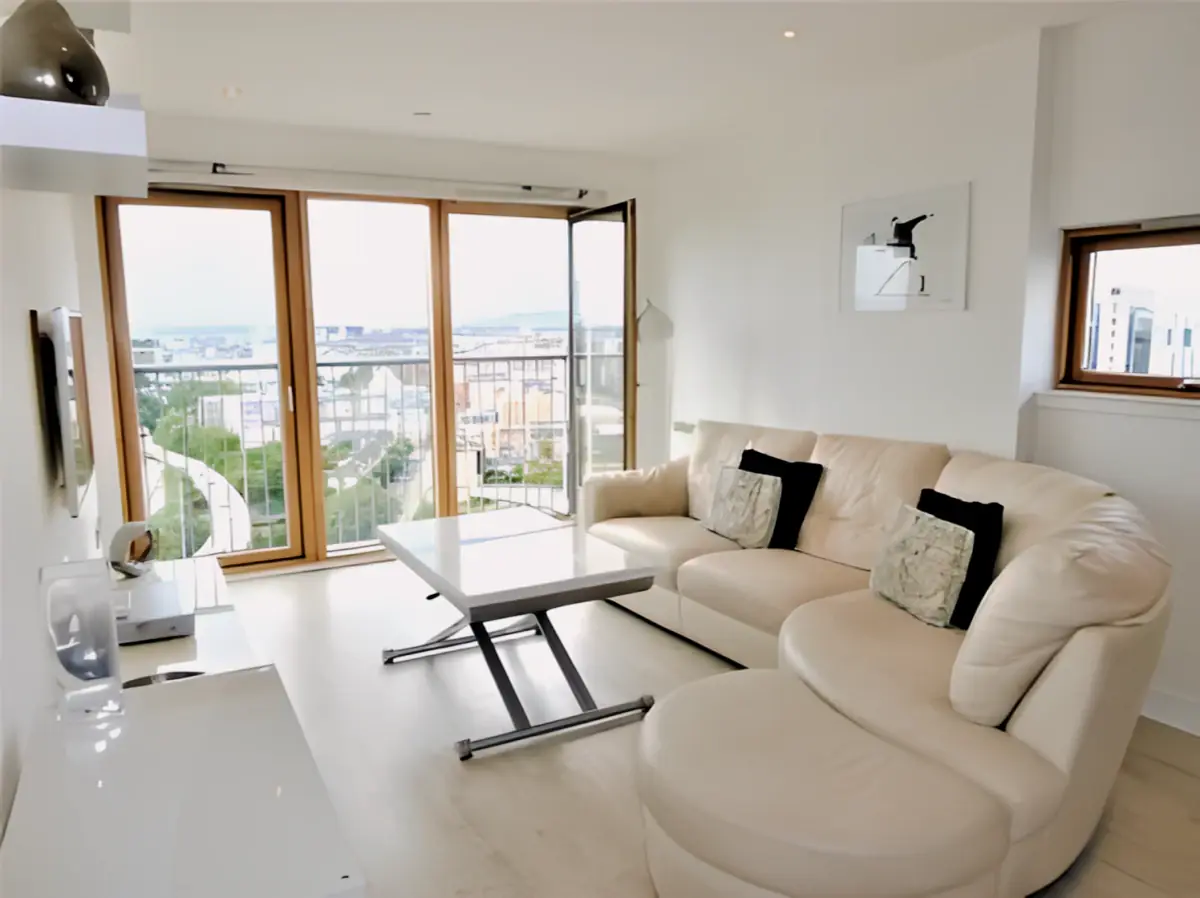 2Bedrooms, 2Bathrooms