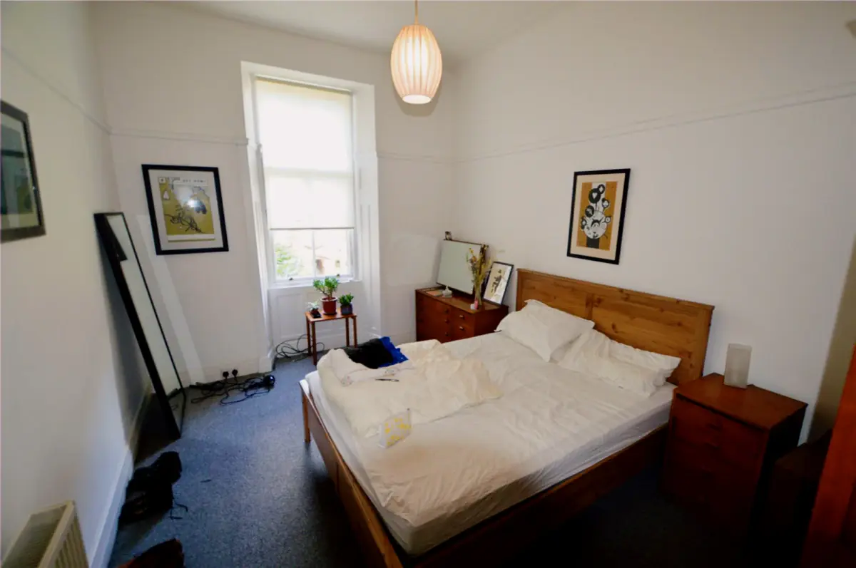 2Bedrooms, 1Bathrooms