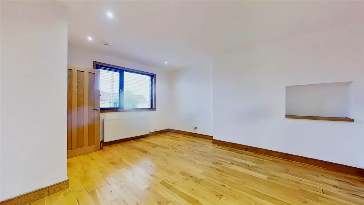 2Bedrooms, 1Bathrooms