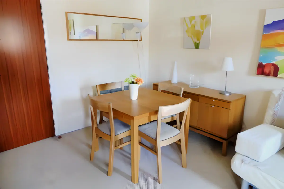 1Bedrooms, 1Bathrooms