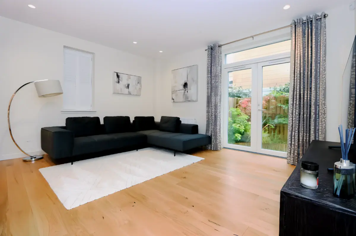 2Bedrooms, Rooms view 1