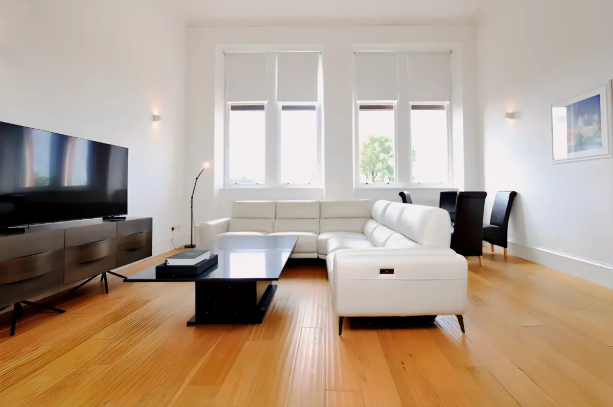Victoria Crescent Road, G12 9JL
