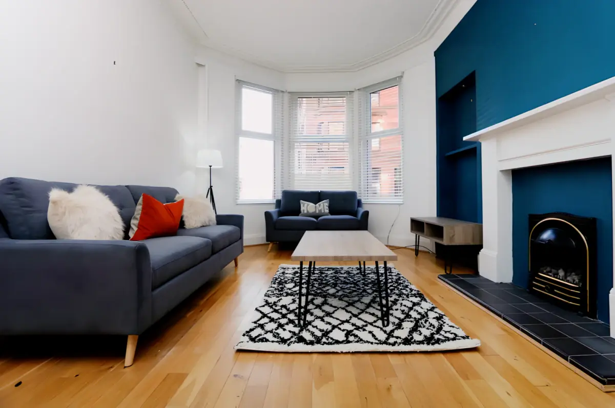 2Bedrooms, 1Bathrooms