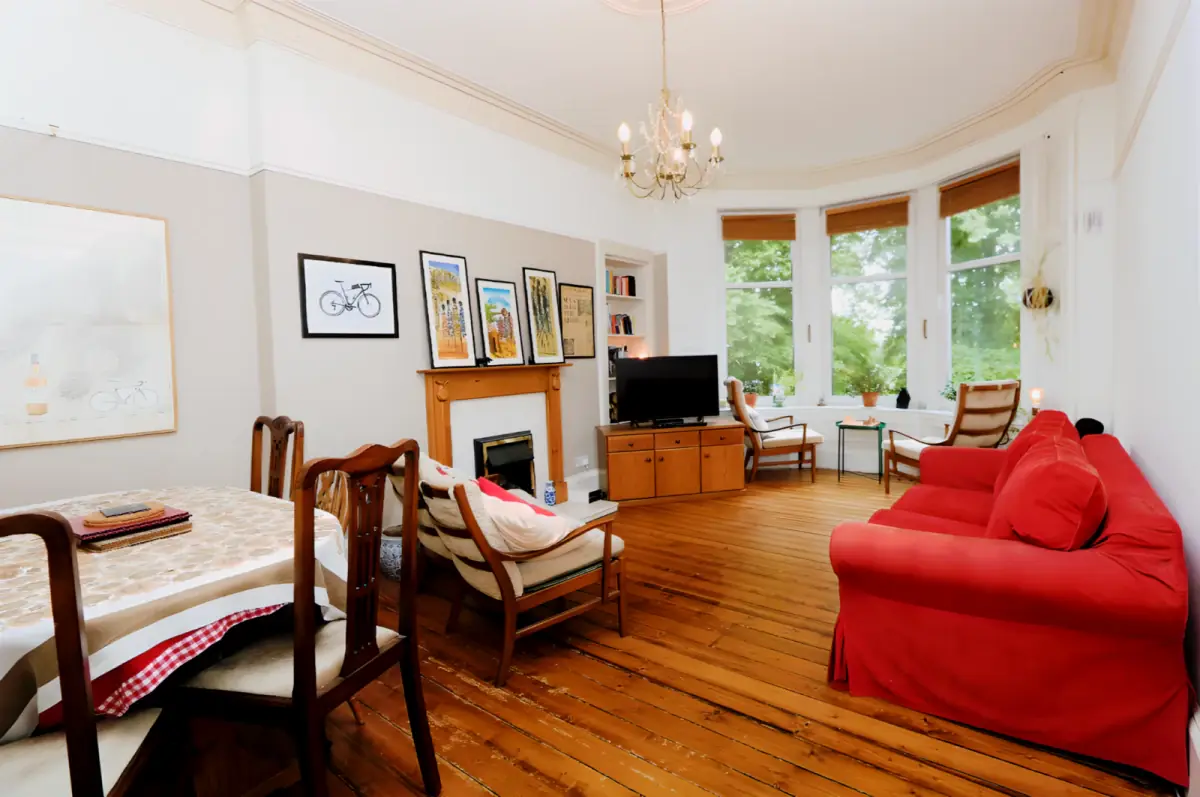 2Bedrooms, 1Bathrooms