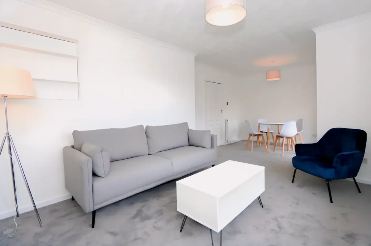 2Bedrooms, 1Bathrooms