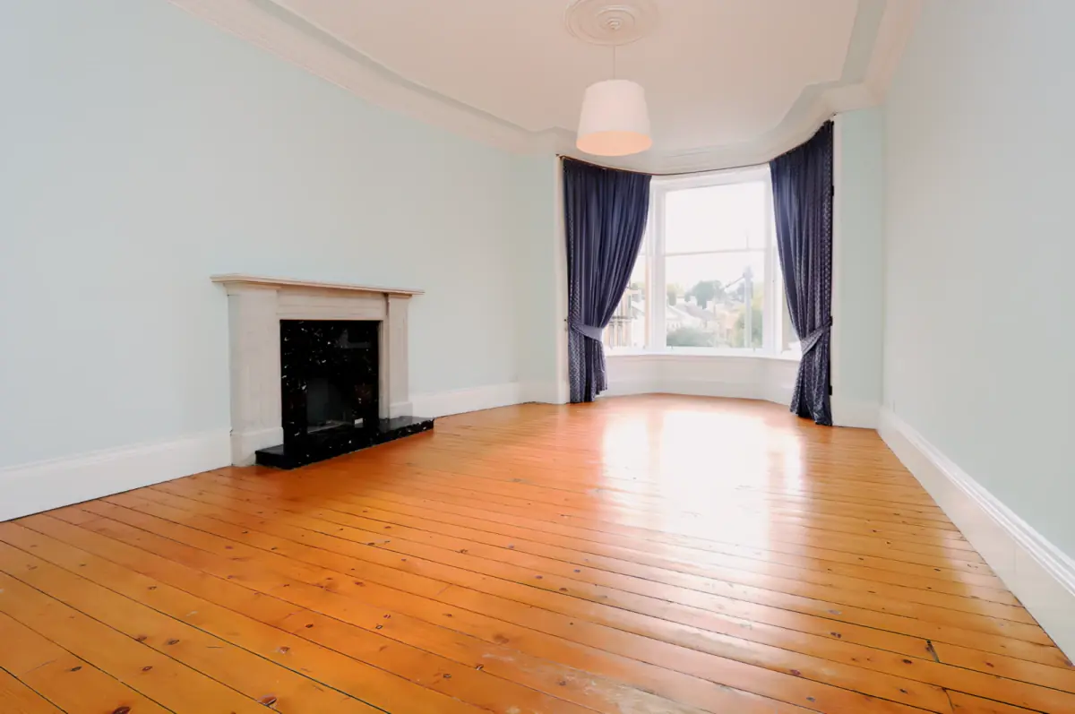 3Bedrooms, 2Bathrooms