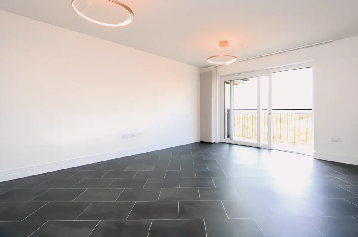 2Bedrooms, 2Bathrooms
