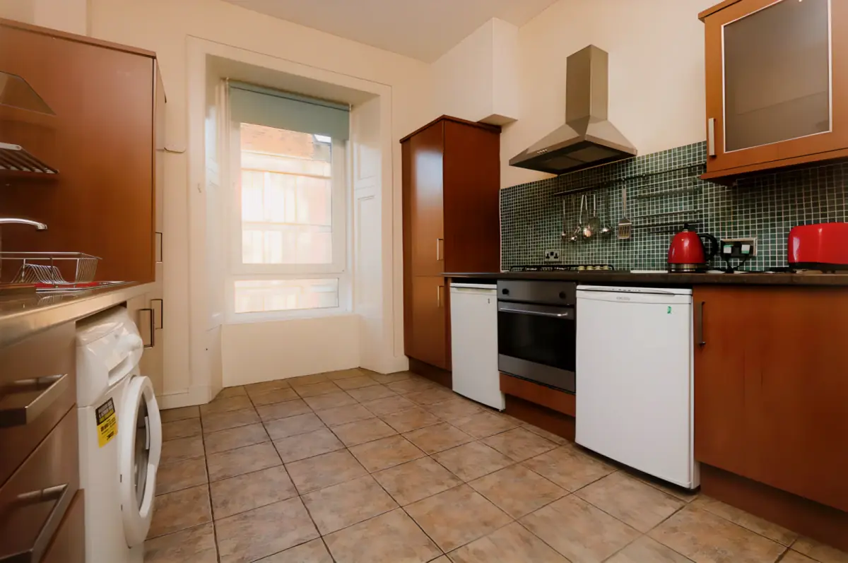 1Bedrooms, 1Bathrooms
