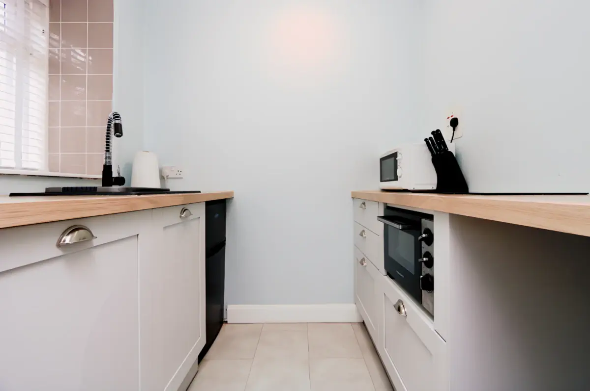 1Bedrooms, 1Bathrooms