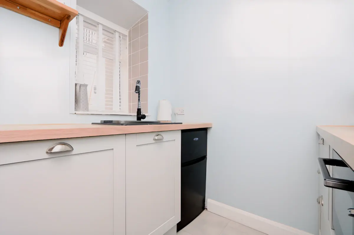1Bedrooms, 1Bathrooms
