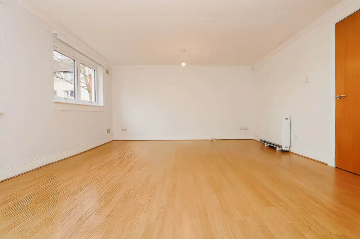 2Bedrooms, 1Bathrooms