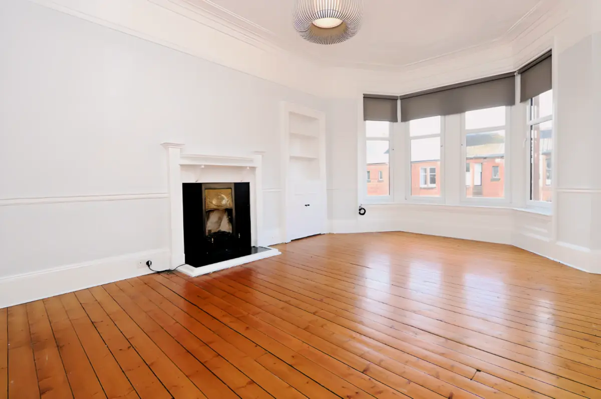 2Bedrooms, 1Bathrooms