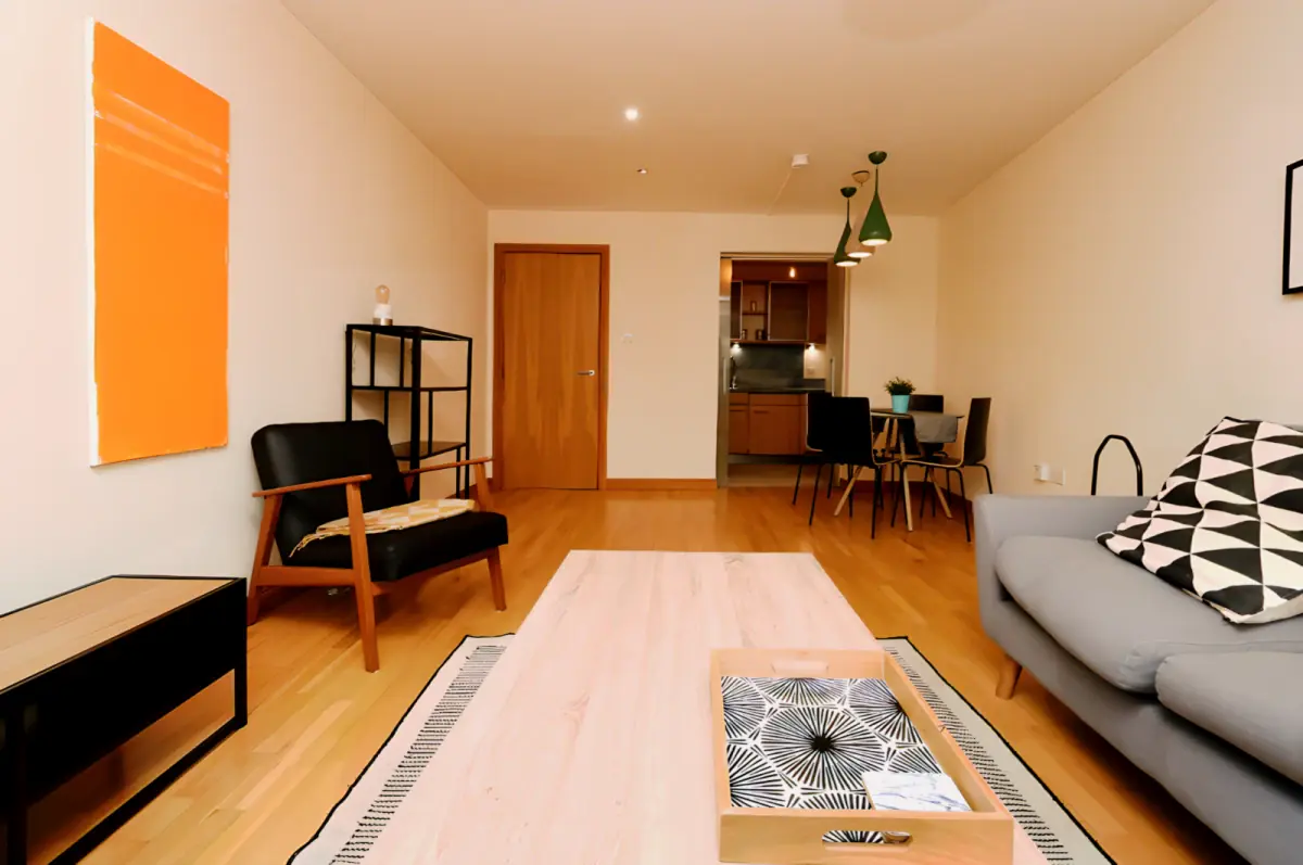 Great George Lane, G12 8BB
