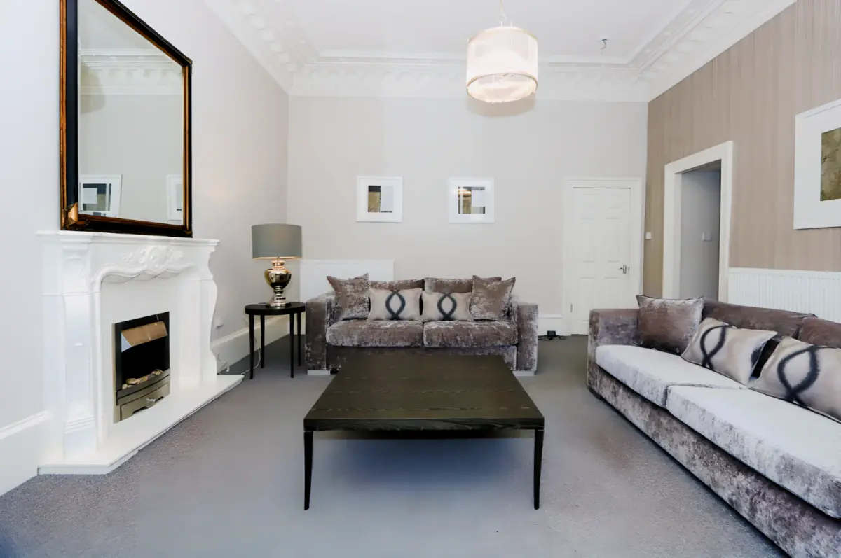 1Bedrooms, 1Bathrooms