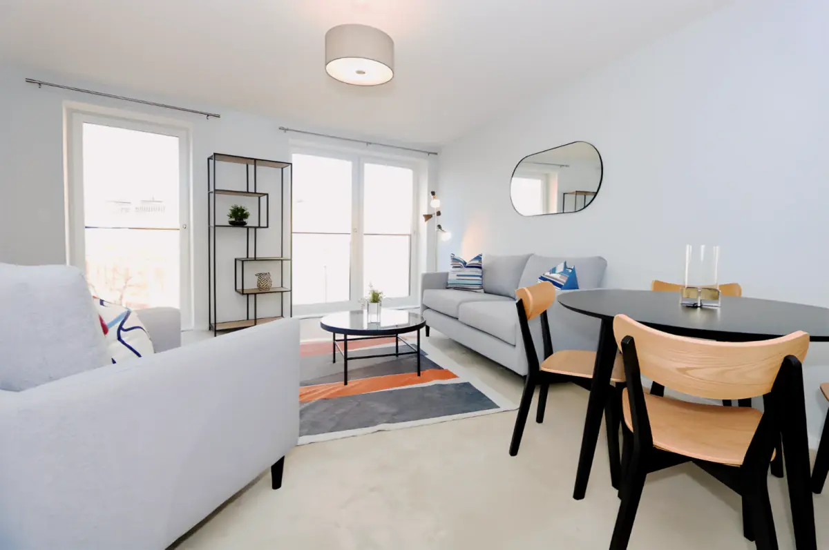 2Bedrooms, 2Bathrooms
