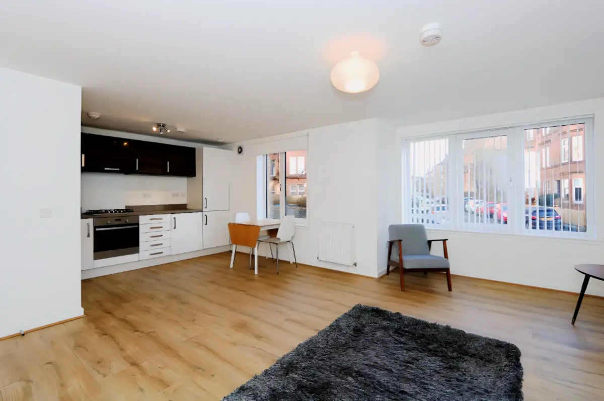2Bedrooms, 1Bathrooms