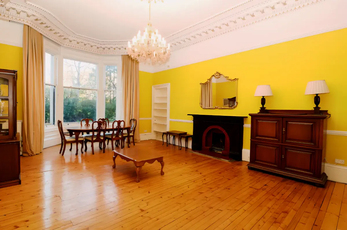 2Bedrooms, 1Bathrooms