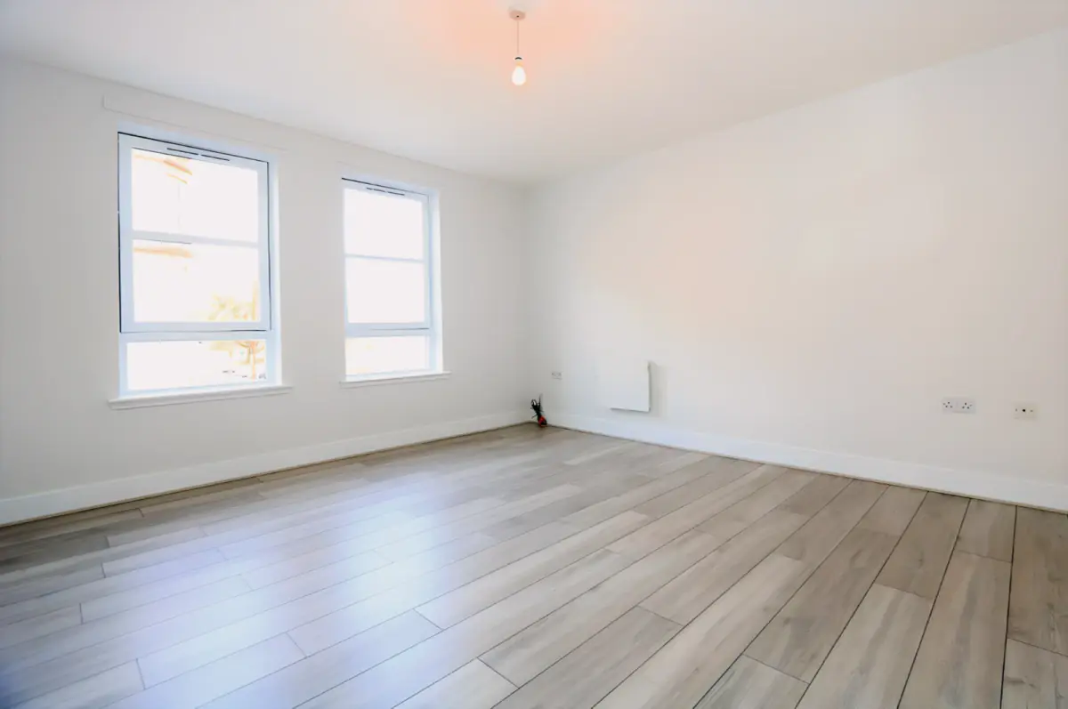2Bedrooms, 1Bathrooms