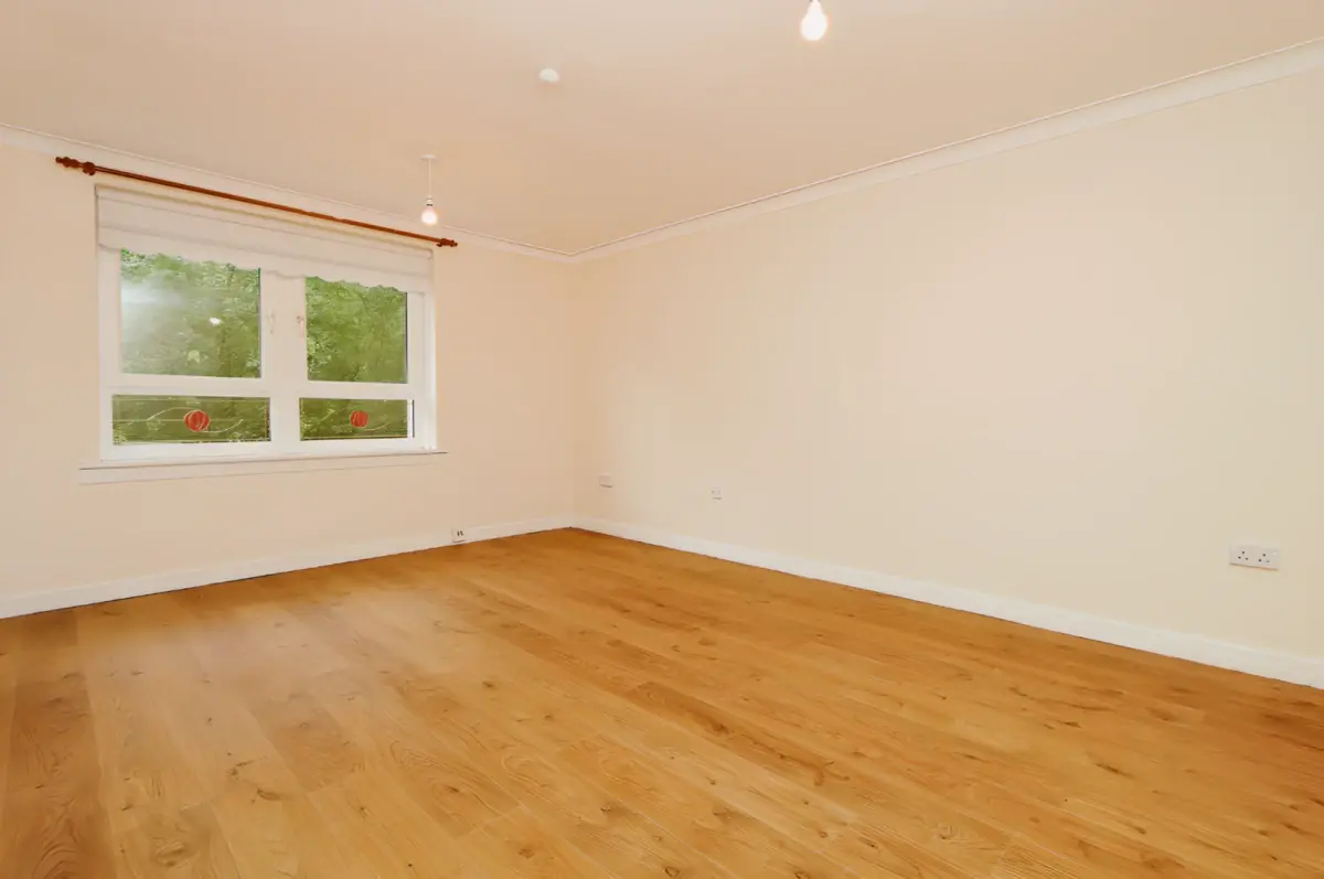 2Bedrooms, 1Bathrooms