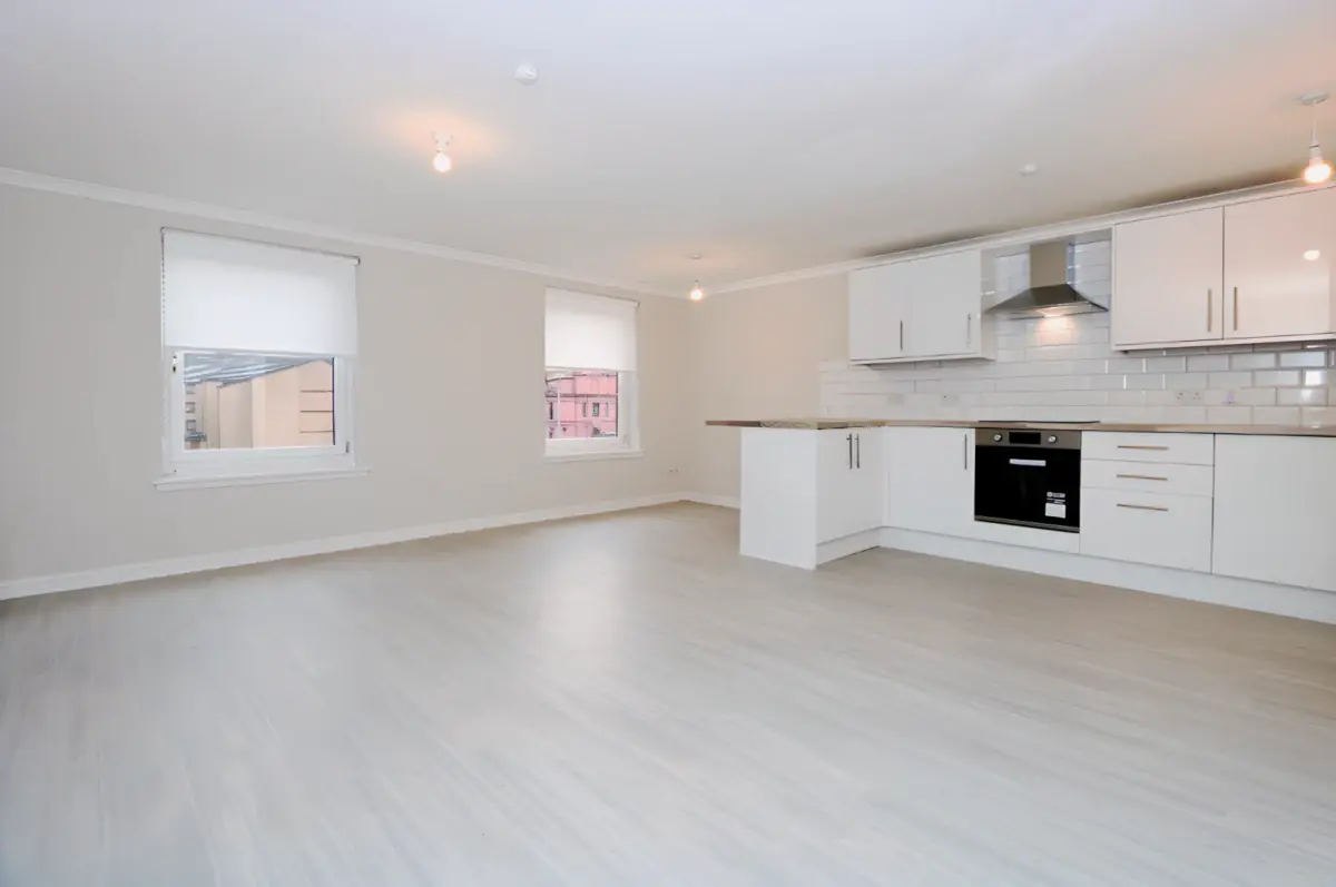 2Bedrooms, 1Bathrooms