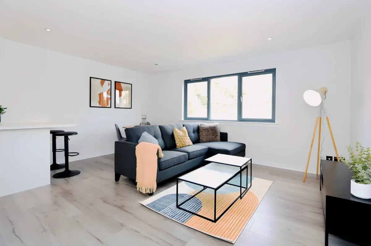 2Bedrooms, 2Bathrooms