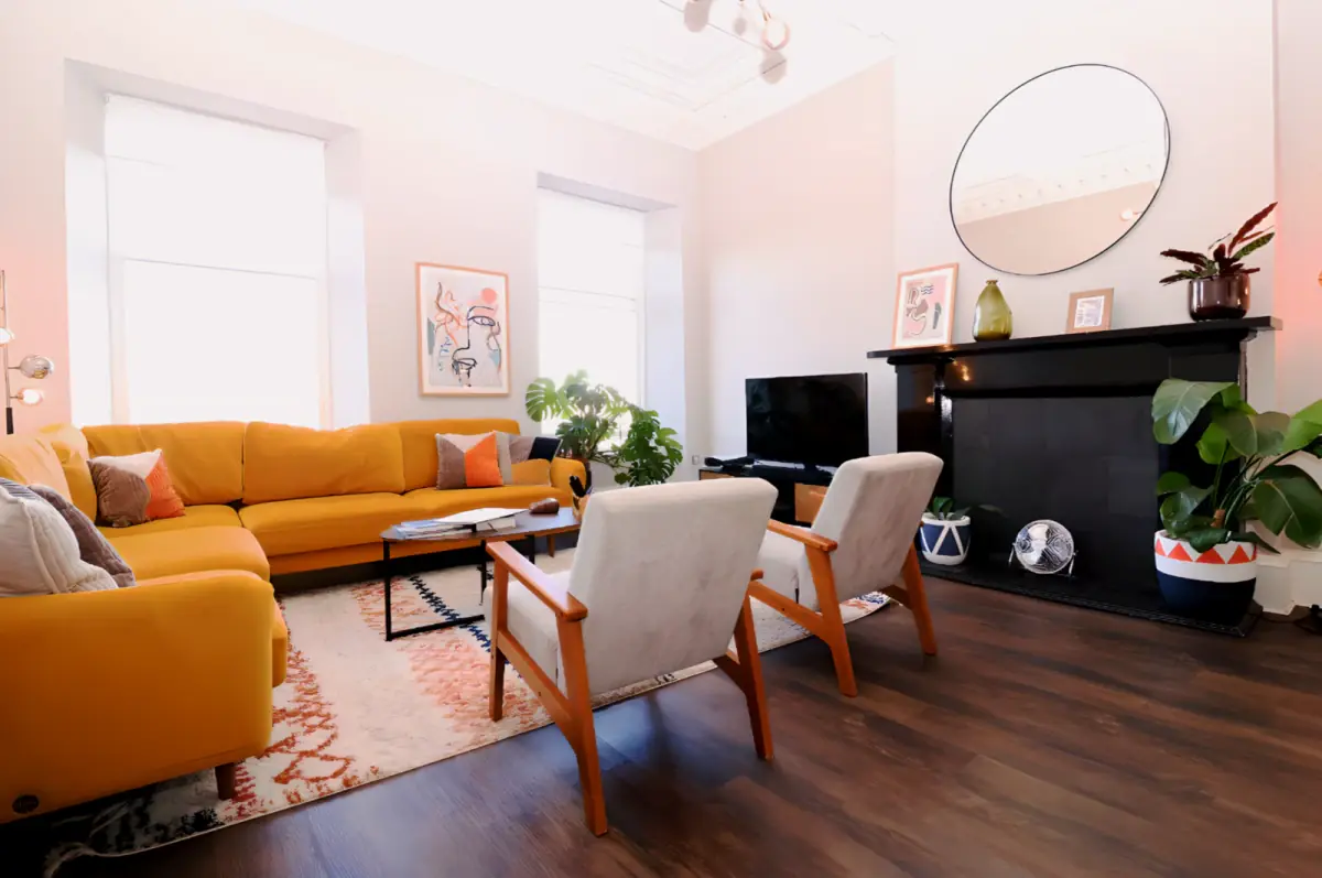 2Bedrooms, 2Bathrooms