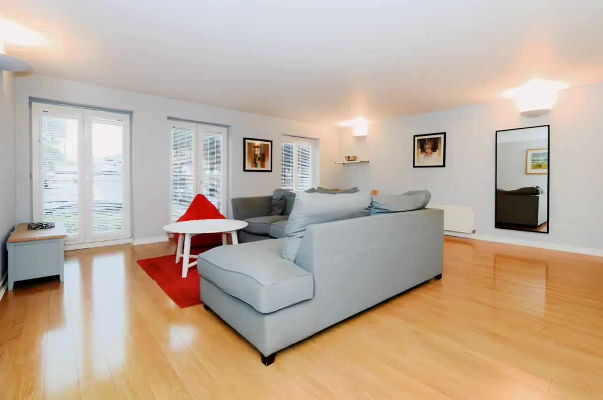 2Bedrooms, 2Bathrooms