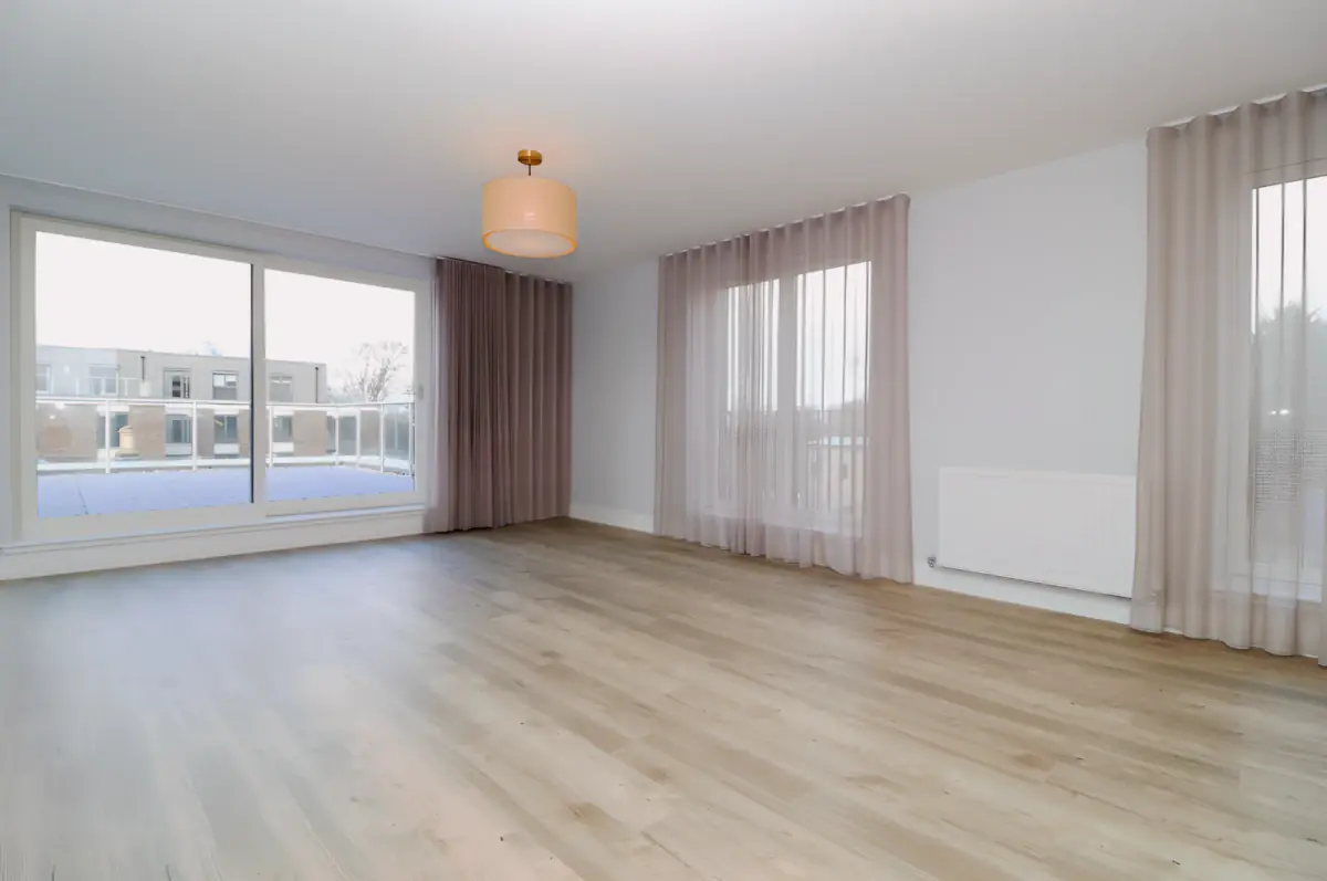 3Bedrooms, 2Bathrooms