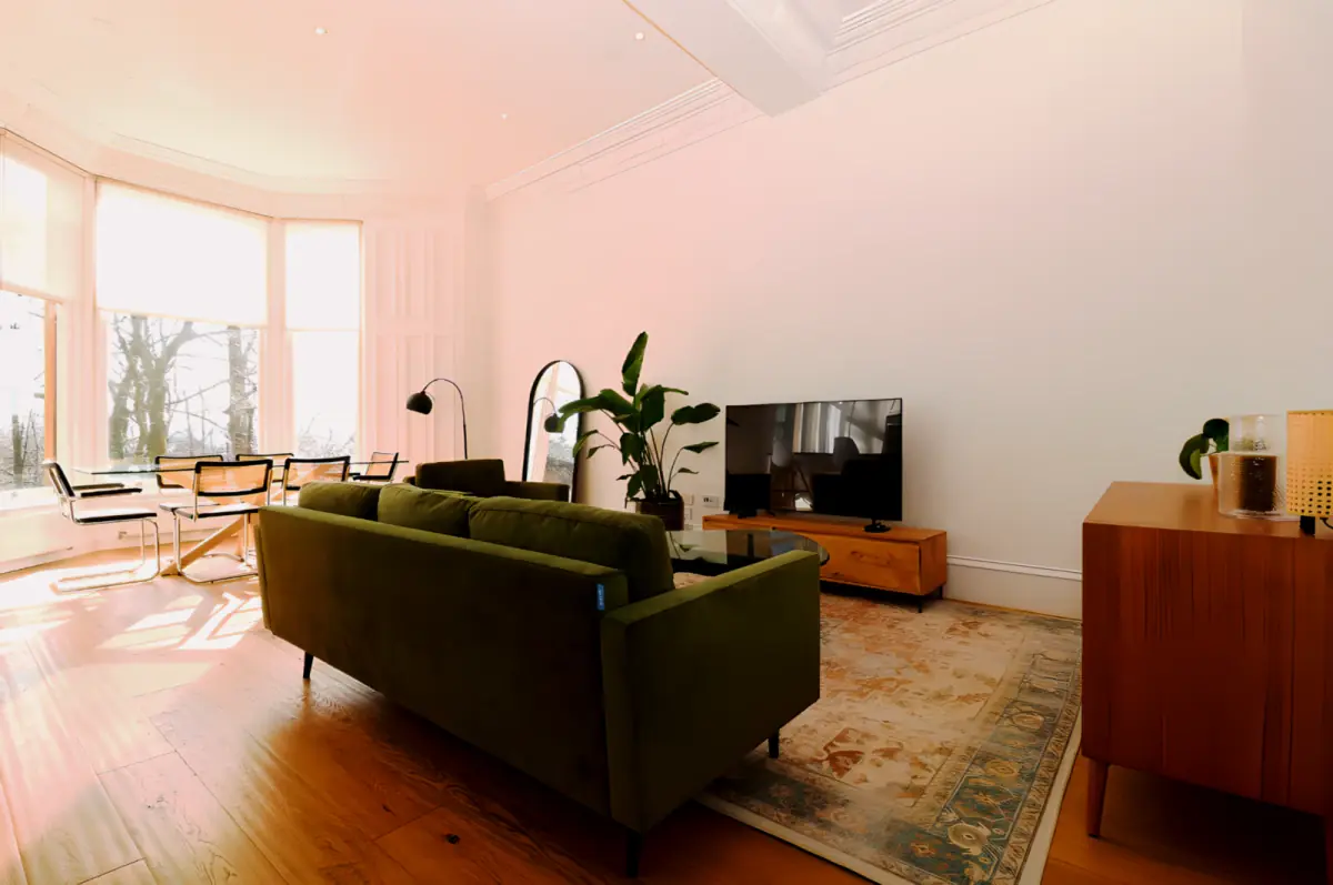 2Bedrooms, 2Bathrooms