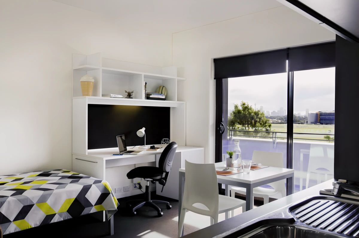 Studio Rooms view 3