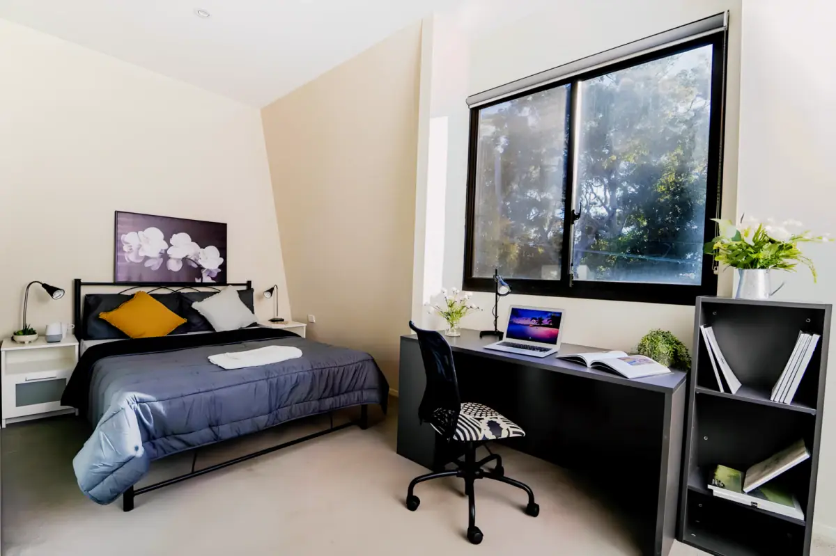 Studio Rooms view 3
