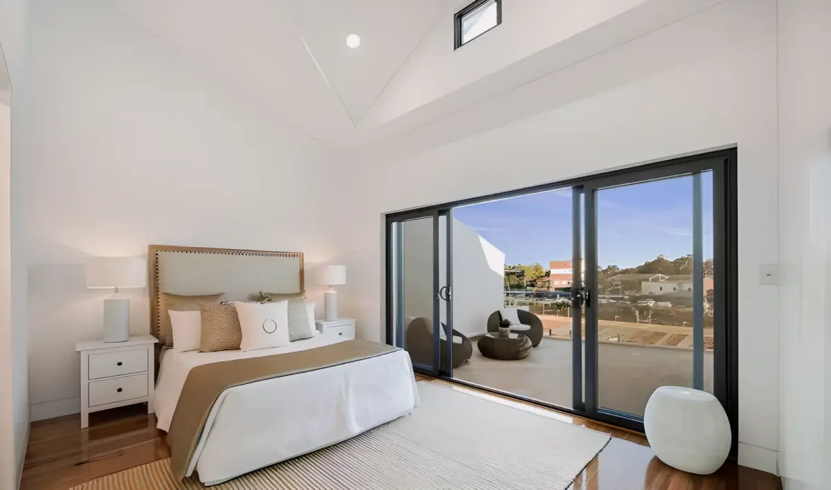 3 Bed 3 Bath