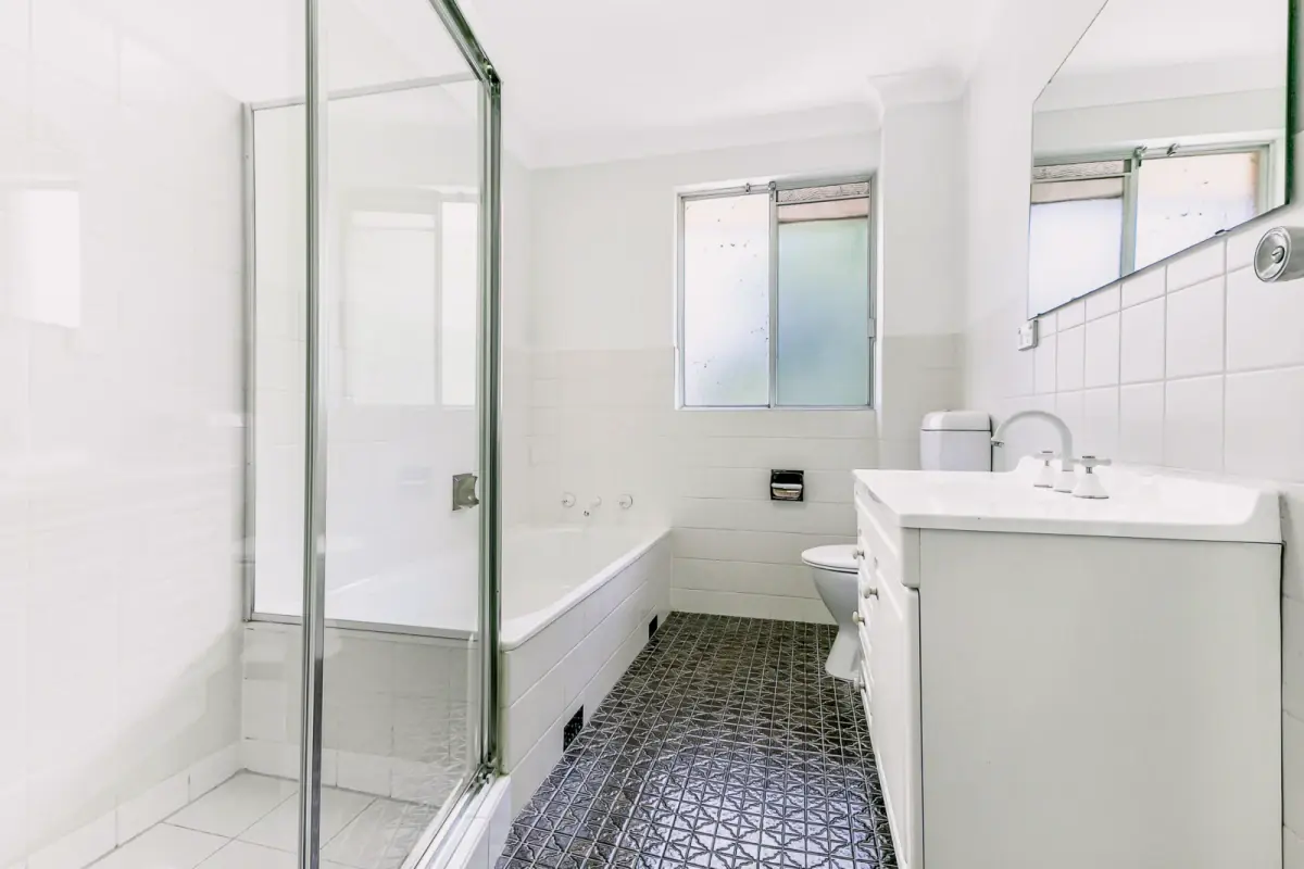 2Bedrooms, 1Bathrooms