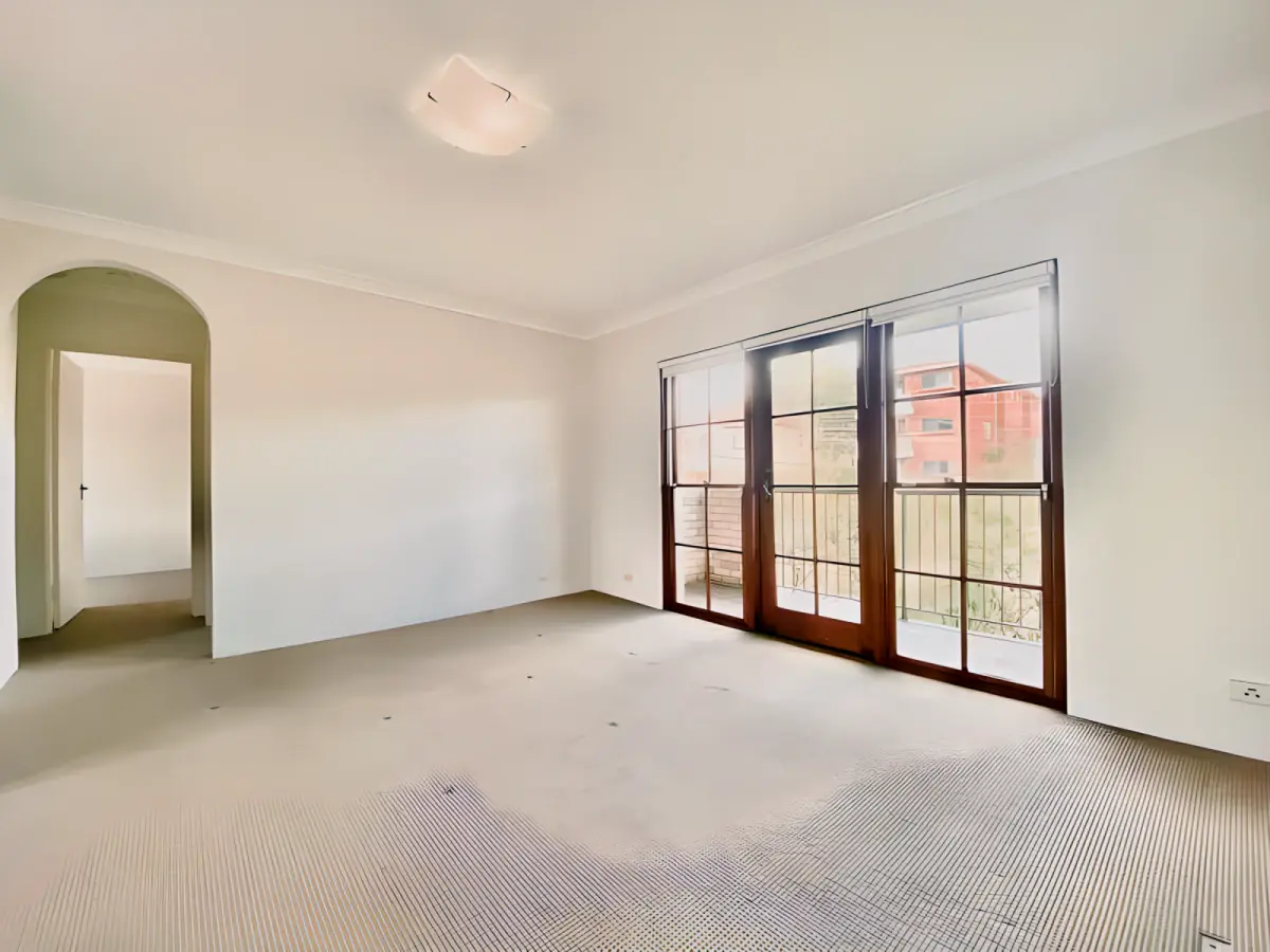 2Bedrooms, 1Bathrooms