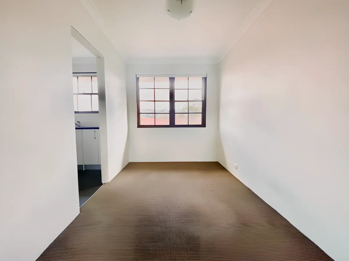 2Bedrooms, 1Bathrooms