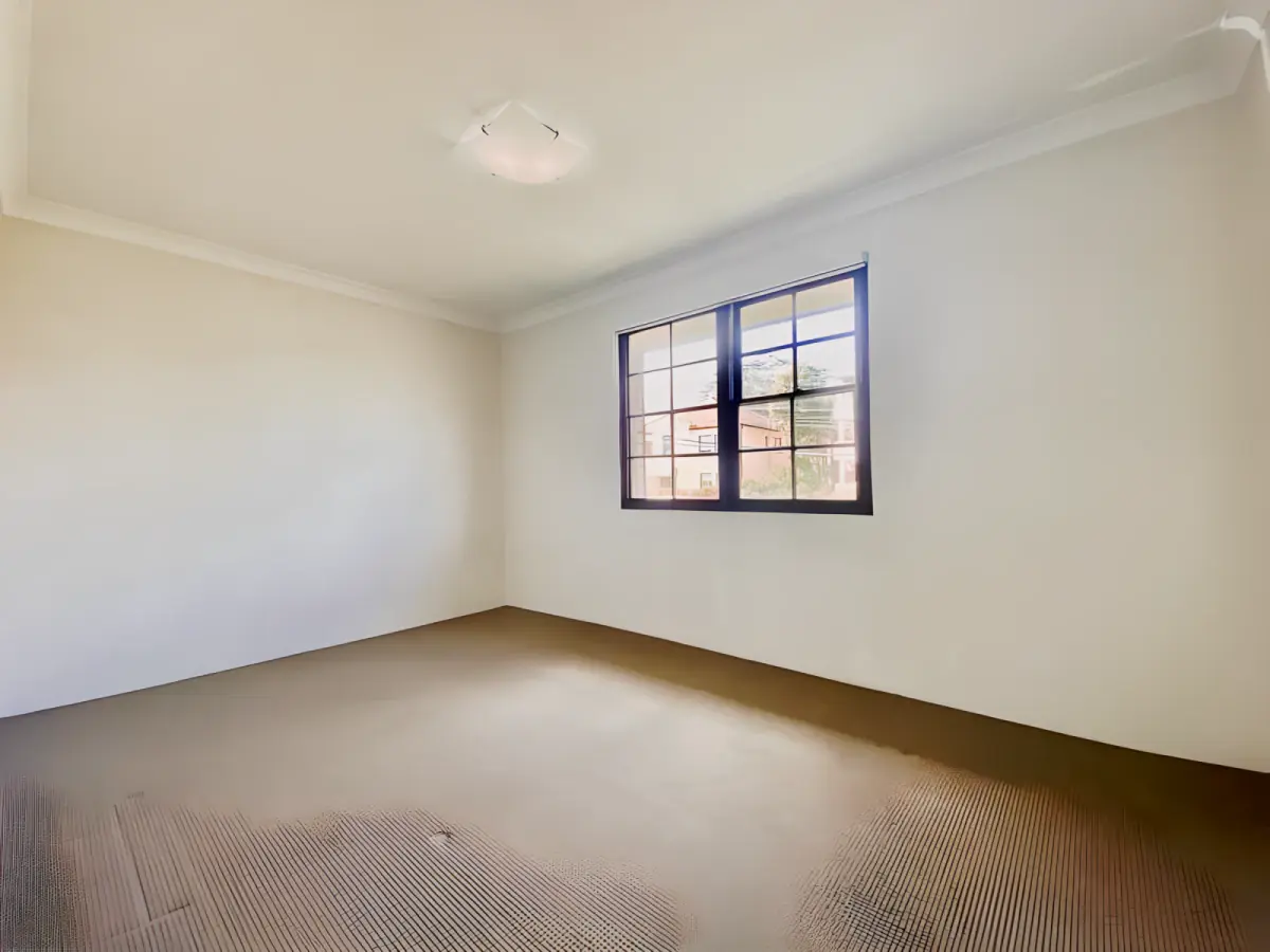 2Bedrooms, 1Bathrooms