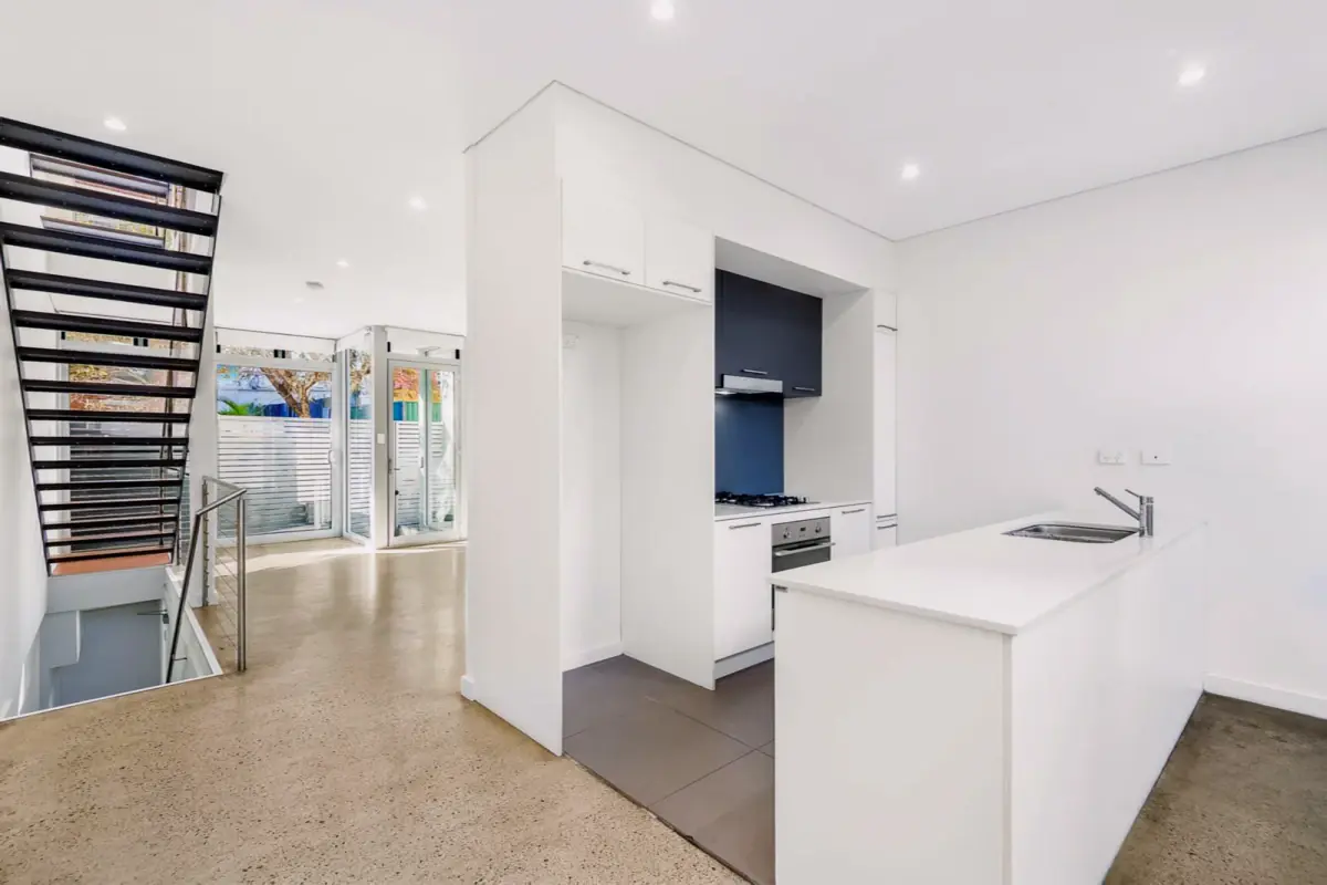 3Bedrooms, 2Bathrooms