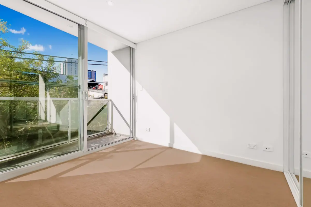 3Bedrooms, 2Bathrooms