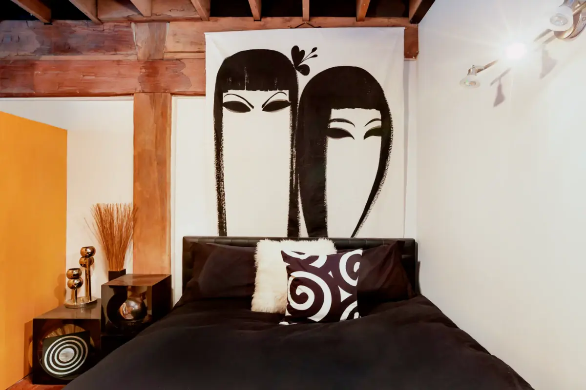 1Bedrooms, 1Bathrooms