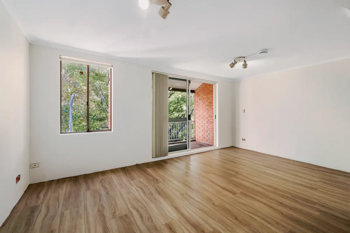 2Bedrooms, 1Bathrooms