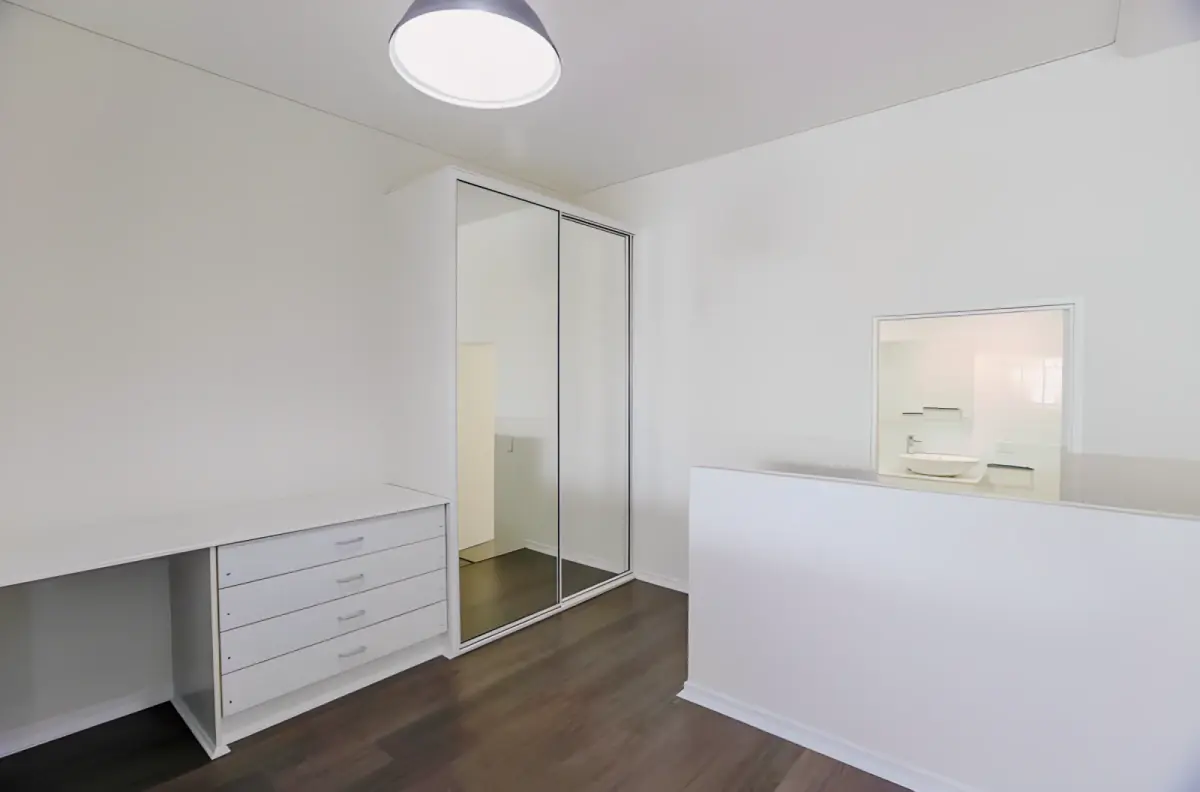 2Bedrooms, 1Bathrooms