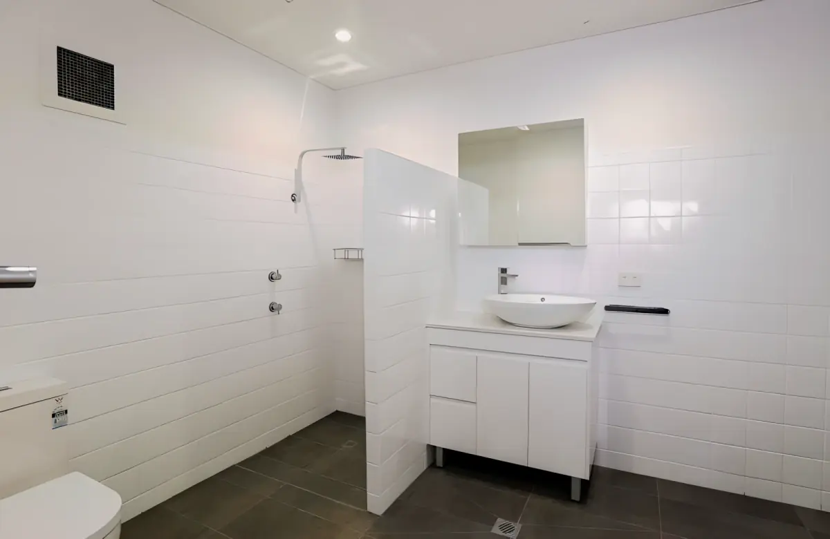 2Bedrooms, 1Bathrooms