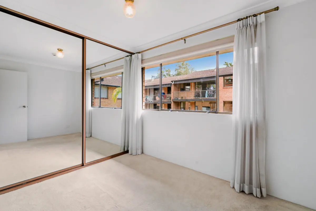 2Bedrooms, 1Bathrooms