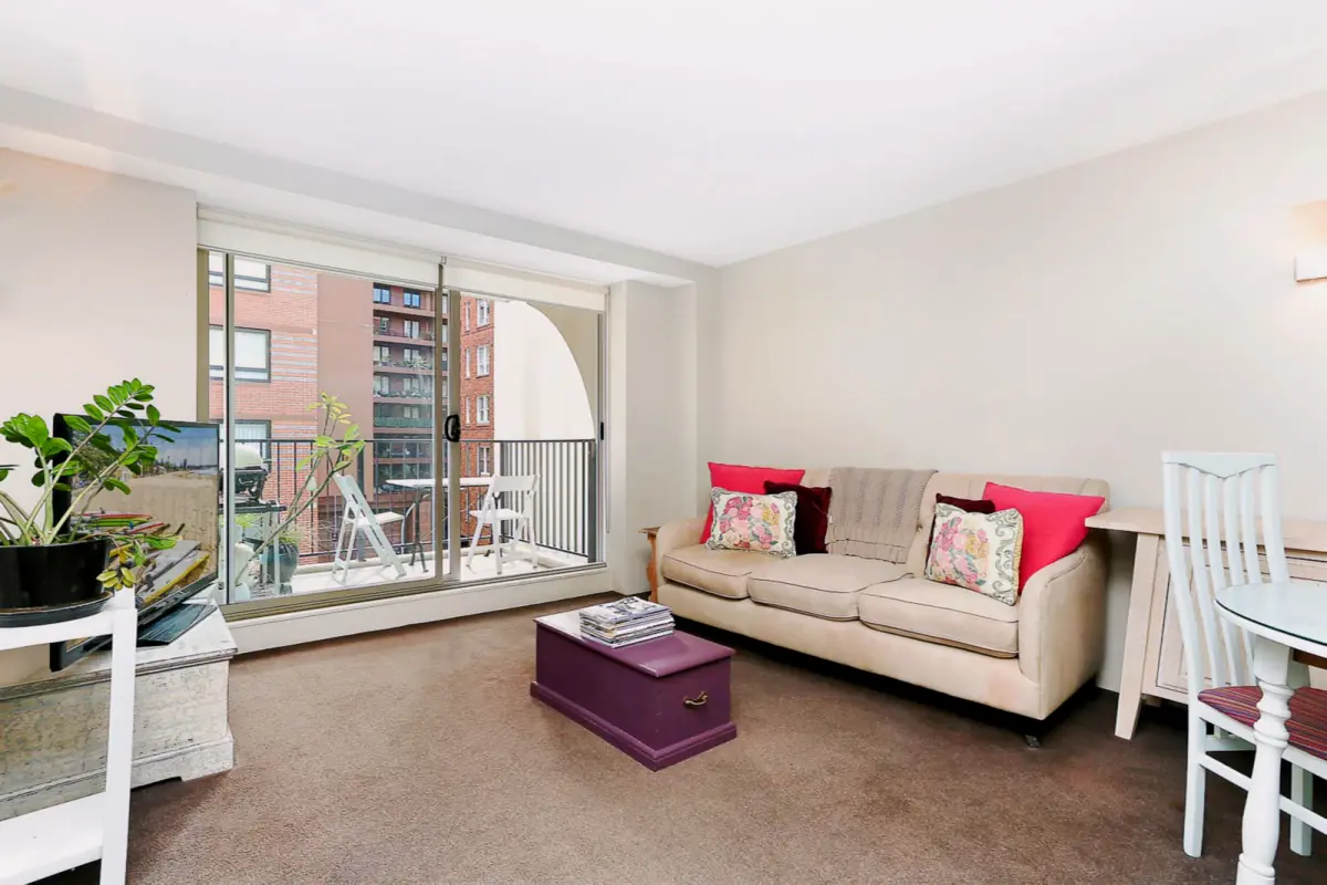 1Bedrooms, Rooms view 1