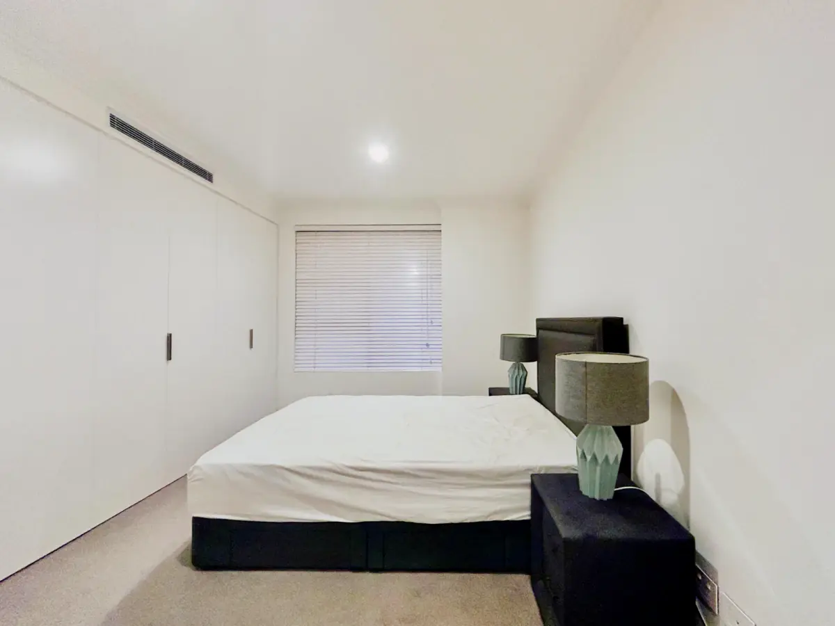 2Bedrooms, 2Bathrooms