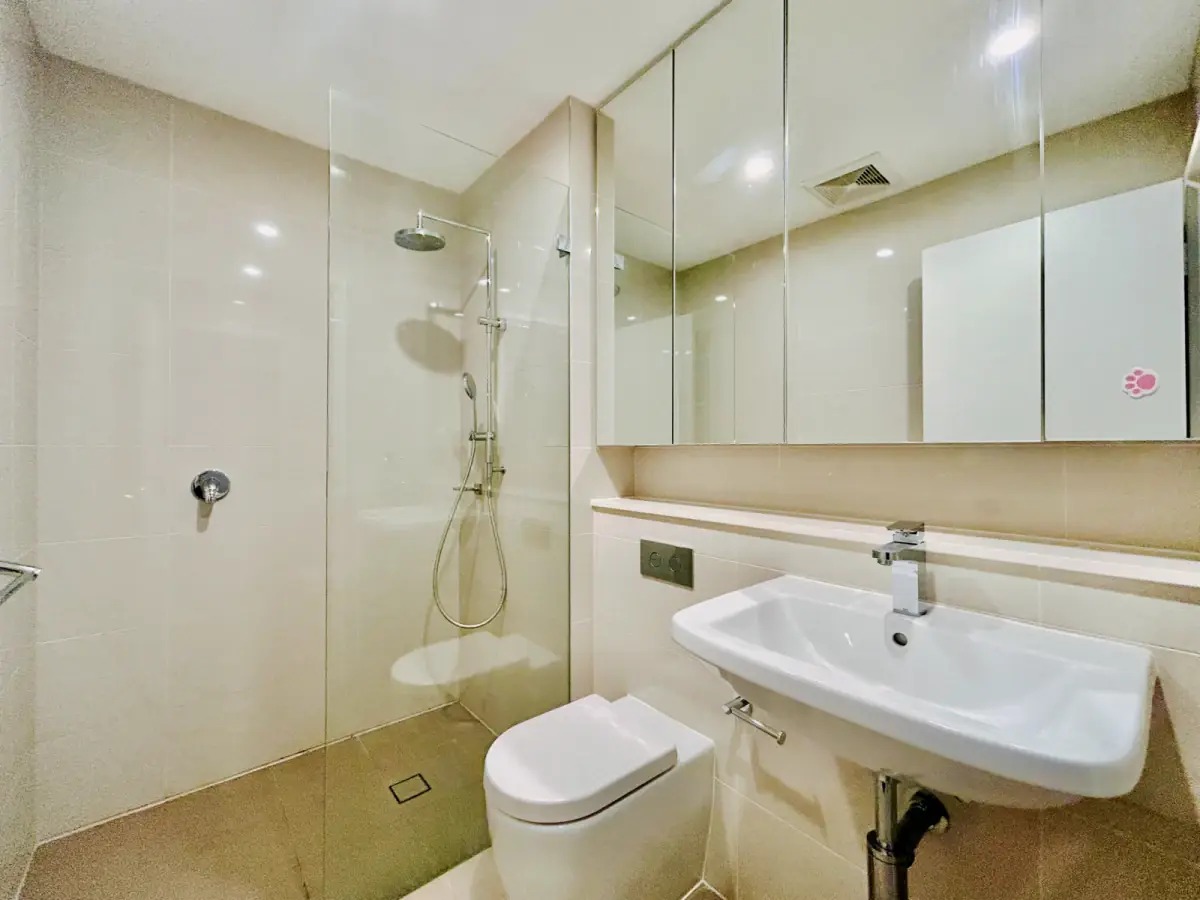 2Bedrooms, 2Bathrooms