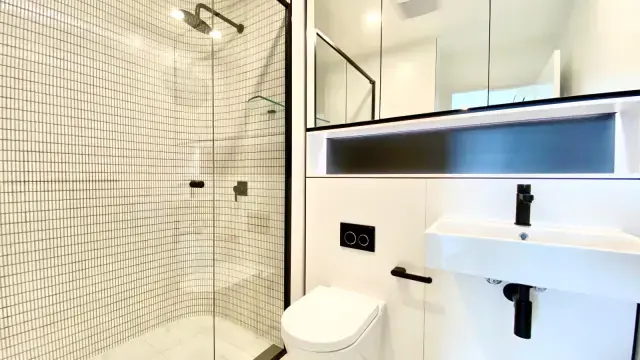 1Bedrooms, 1Bathrooms